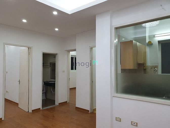 Hình ảnh Chung cư đường Mạc Thái Tổ, Cầu Giấy 65m2, 2.4 tỷ, 2PN, 2WC