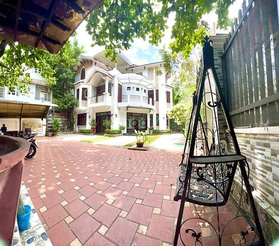 Hình ảnh Cho thuê Villa Thảo Điền - Quận 2