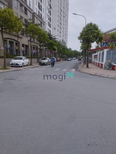 Hình ảnh Bán nhà phân lô ngõ 83 đào tấn - bđ.hn