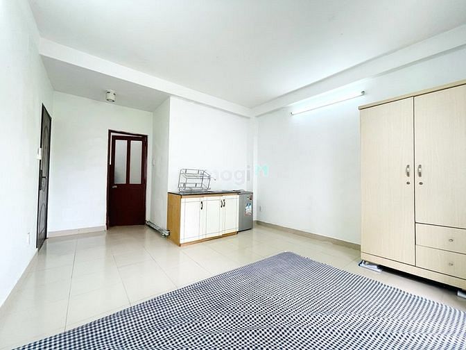 Hình ảnh Phòng studio rộng rãi thoáng full nội thất Quận 3