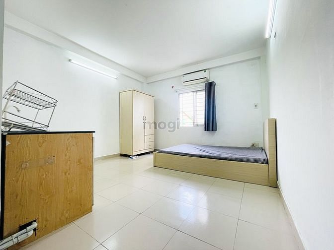 Hình ảnh Phòng studio rộng rãi thoáng full nội thất Quận 3