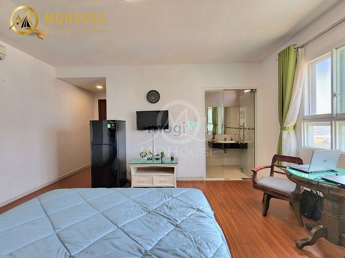 Hình ảnh Studio full nội thất cửa sổ ngay sân bay chưa bốc sale nha