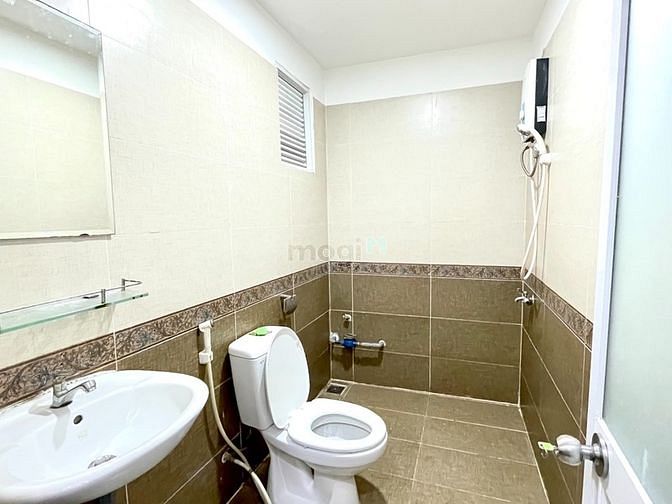 Hình ảnh Mb6623 nạp rút nhanh chóng dịch vụ full NT có cửa sổ lớn đón nắng, BAO PHÍ giá từ 5tr5