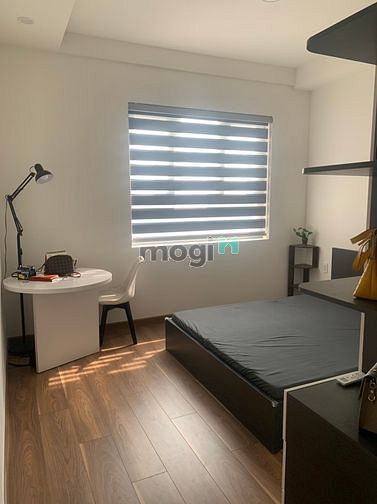 Hình ảnh Cho thuê căn góc 2pn q7 riverside full nt 9.5tr