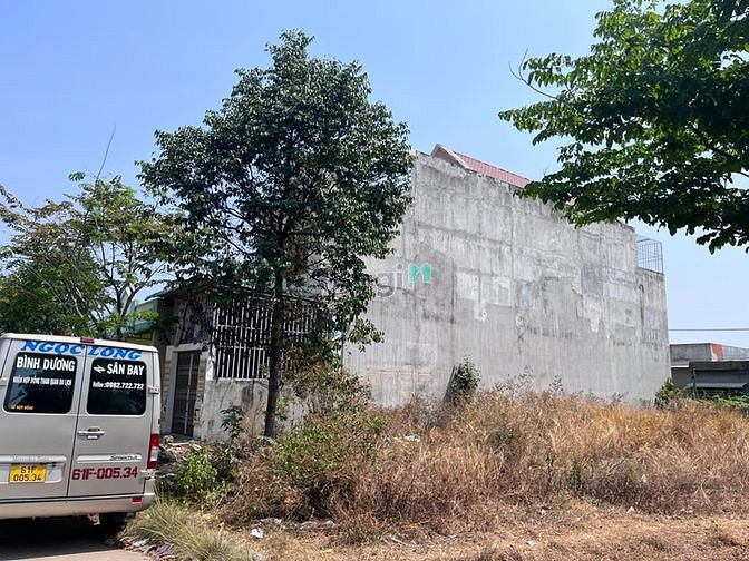 Hình ảnh Chủ cần vốn bán 300m2 đất thổ cư ngay ĐH Việt Đức