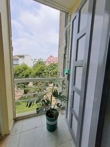 Hình ảnh Mb6623 nạp rút nhanh chóng ban công full nt ngay cv làng hoa