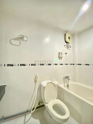 Hình ảnh CHDV ngay sân bay, New 100%. Full Nội Thất. TBinh.