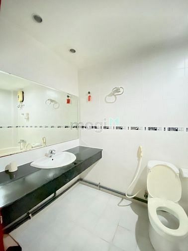 Hình ảnh CHDV ngay sân bay, New 100%. Full Nội Thất. TBinh.