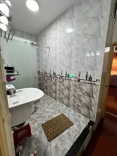 Hình ảnh Mặt Tiền Phan Văn Trị đoạn Sầm Uất ngay Lê Quang Định