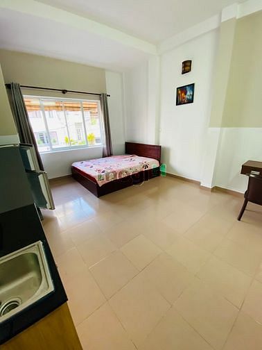 Hình ảnh CHDV Quận 10, Nguyễn Tiểu La , Cửa Sổ Lớn