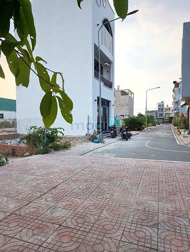 Hình ảnh Kẹt tiền cần Bán 2 lô đất 50m2 - 66.2m2 Quận Bình Tân