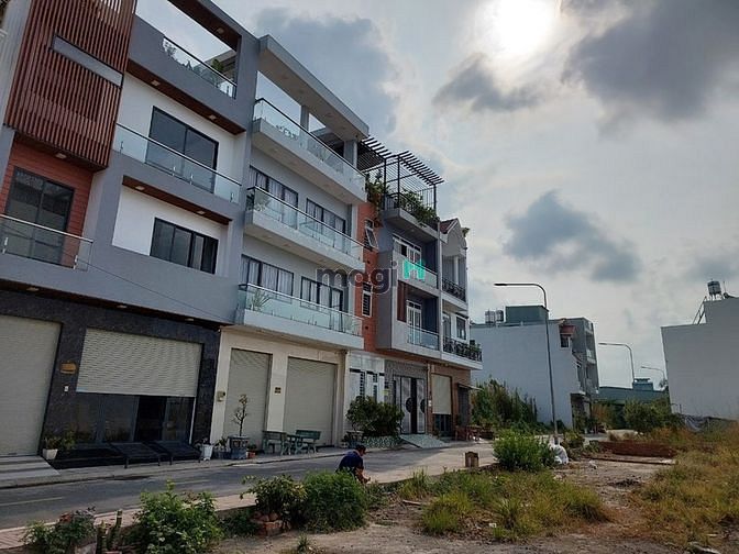 Hình ảnh Kẹt tiền cần Bán 2 lô đất 50m2 - 66.2m2 Quận Bình Tân