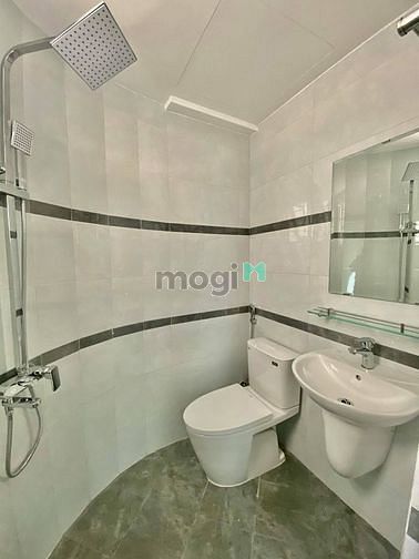 Hình ảnh Nhà mặt tiền CMT8, Q3, 3 tầng, 29m2, 7,7 Tỷ.