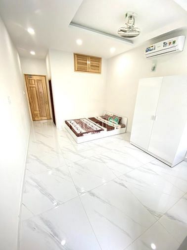 Hình ảnh Studio balcon rộng 30m2, đường Bùi Hữu Nghĩa, đầy đủ nội thất - QBT
