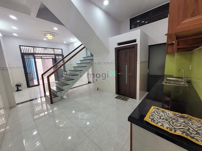 Hình ảnh Giáp Bàu Cát, Trường Chinh, P. 14 Tân Bình, DTSD 120m2.