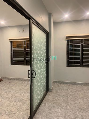 Hình ảnh cho thuê nhà mặt phố lạc trung