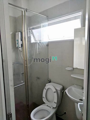 Hình ảnh Căn Hộ Studio Full Nội Thất Cửa Sổ Lớn Trung Tâm Quận 4 Trống Sẵn