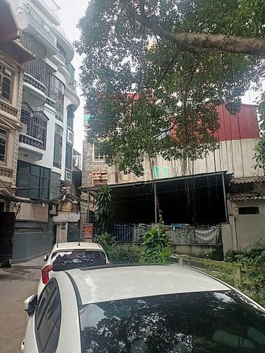 Hình ảnh Bán đất Đội Cấn, ô tô tránh, 40m2, mt 4.8m, 5.35 tỷ
