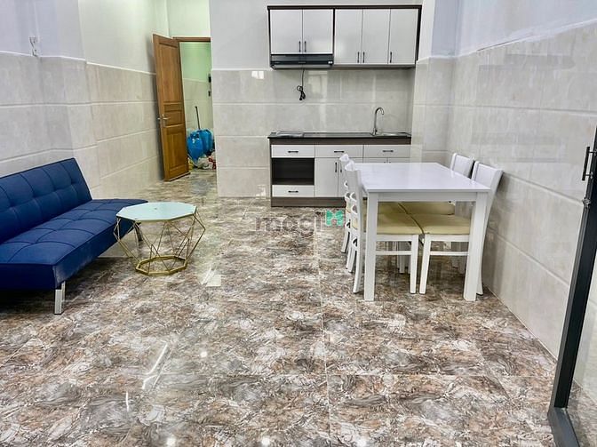 Hình ảnh Cho thuê phòng đường Phan Đình Phùng, 2 phòng ngủ, ban công