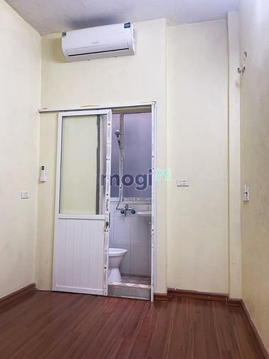 Hình ảnh Bán nhà Tôn Đức Thắng, 11m2, 4 tầng, sổ riêng, 1.65 tỷ