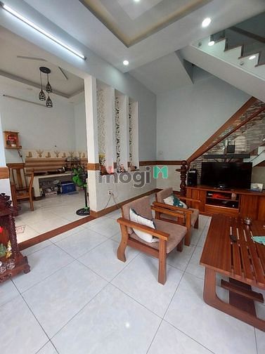 Hình ảnh Bán nhà HXH Lê Văn Quới sd 102m2 nhỉnh 4 tỷ.