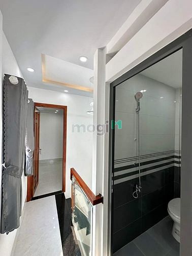 Hình ảnh Bán gấp nhà hẻm xe hơi 5m, 3PN, 2WC, SHR,