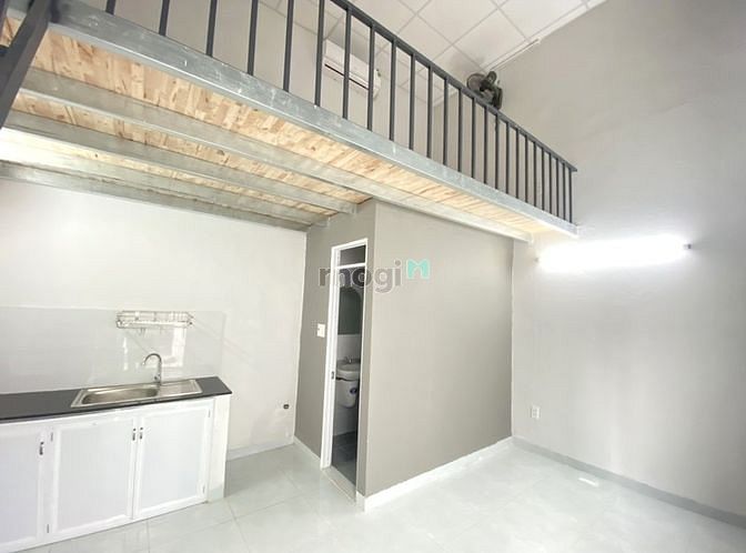 Hình ảnh Phòng Gác lửng + Máy lạnh_ Gần khu CNC_ Chỉ thu phí Điện Nước