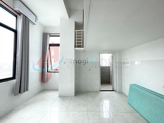 Hình ảnh duplex cửa sổ cạnh lotte . gác cao siêu thoáng rộng 3-4 người ở