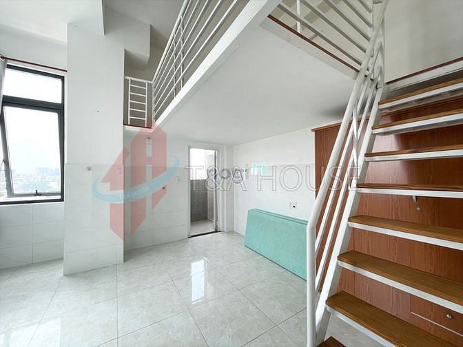Hình ảnh duplex cửa sổ cạnh lotte . gác cao siêu thoáng rộng 3-4 người ở