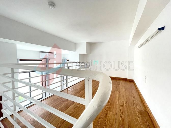 Hình ảnh duplex cửa sổ cạnh lotte . gác cao siêu thoáng rộng 3-4 người ở