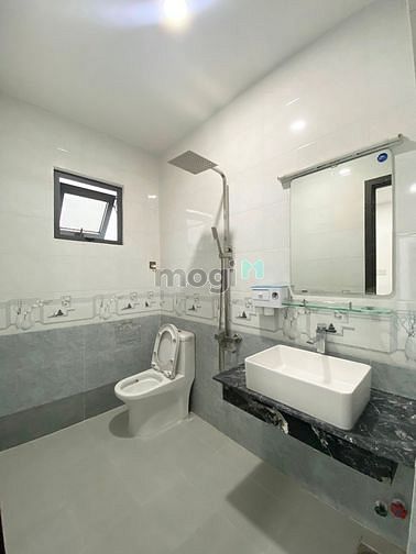 Hình ảnh TRống căn studio ngay chân cầu Sài Gòn có máy giặt riêng