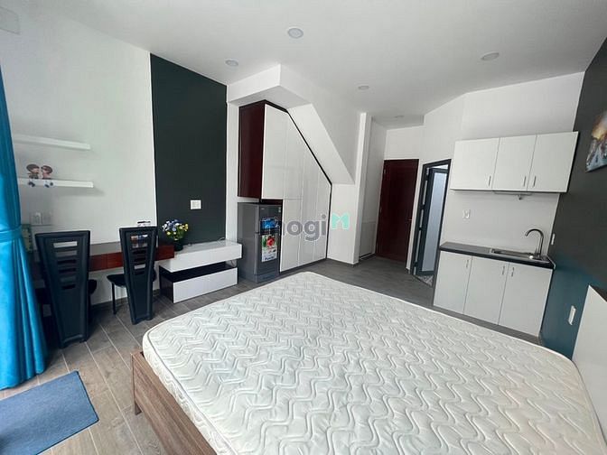 Hình ảnh CHDV bancol 40m2 - Lý Chính Thắng - Công Trường Dân Chủ