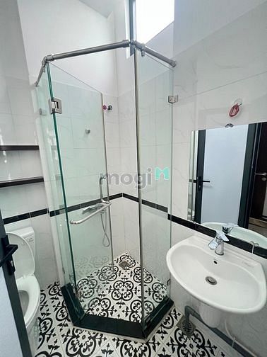 Hình ảnh CHDV bancol 40m2 - Lý Chính Thắng - Công Trường Dân Chủ