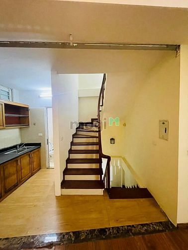 Hình ảnh Nhà Tôn Đức Thắng- Đống Đa DT 40M2x6Tầng Mặt tiền rộng 8m Giá 5.35 Tỷ