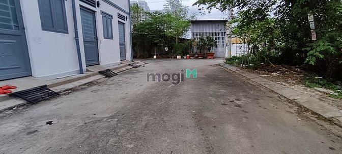 Hình ảnh Bán lô đất quận 12 có diện tích 216m2 ngang 8m dài 27 hơn 8 tỷ