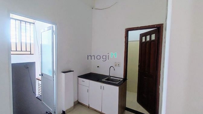 Hình ảnh Căn Hộ 35m2, Bếp Riêng, Máy Giặt Riêng gần CV Làng Hoa