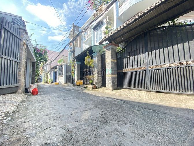 Hình ảnh Bán nhà Lê Văn Việt - Hiệp Phú - 100m2 - SHR - Full Thổ Cư