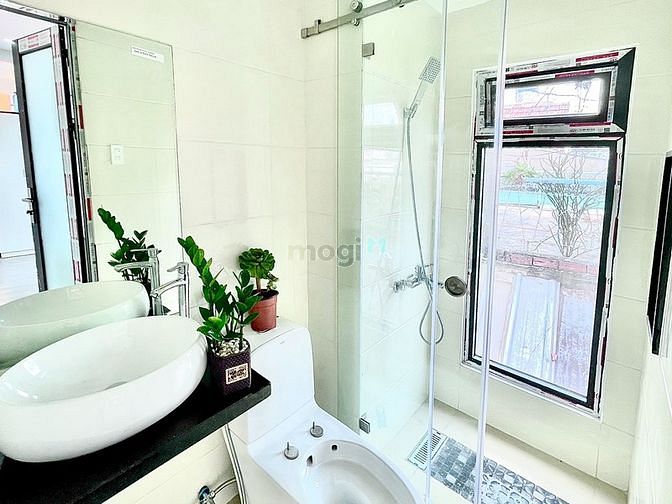 Hình ảnh Cho thuê Trang Chủ MB66.COM / Đăng Ký Tặng 66K gần HUTECH cửa sổ siêu to quận Bình Thạnh