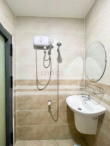Hình ảnh Cho Thuê Căn Hộ Quận 7 + Cửa sổ lớn Quận 7
