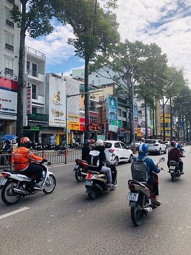 Hình ảnh Cần Bán Gấp MT Đường Lớn 3 Tháng 2 P12 Q10