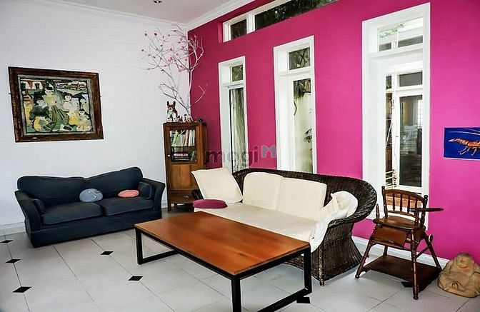 Hình ảnh Nhà 3 tầng , 4 phòng, sân phơi, xe hơi đỗ cổng.