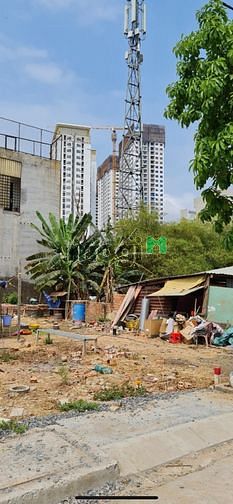 Hình ảnh Đất 100% thổ cư sang tên ngay, kề bên Dinh thự triệu đô Vin Q9
