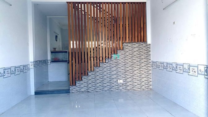 Hình ảnh Bán gấp căn nhà kế bên phố ảm thực Hoa Lư