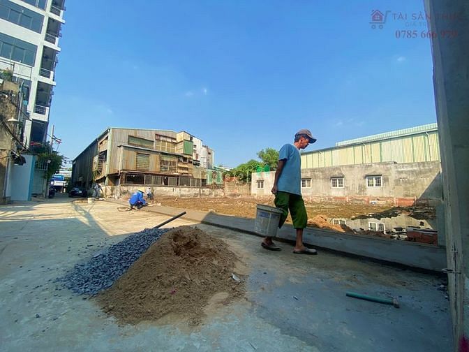 Hình ảnh Đất nhà phố DT lớn 90m2 ngay P. Linh Đông, Phạm Văn Đồng. Đường 6m