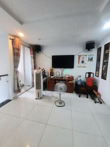 Hình ảnh Nhà Tân Phú cách mặt tiền vài căn - 66m2 - hẽm 6m