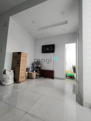 Hình ảnh Nhà Tân Phú cách mặt tiền vài căn - 66m2 - hẽm 6m