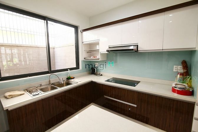 Hình ảnh Cần Cho thuê biệt thự Tân Quy Đông, Quận 7.