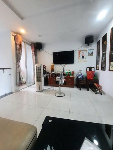 Hình ảnh Nhà Tân Phú cách mặt tiền vài căn - 66m2 - hẽm 6m