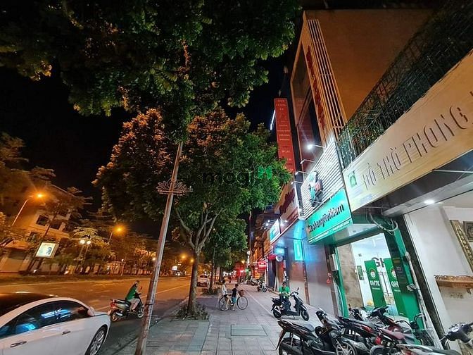 Hình ảnh bán nhà mặt phố Ngô gia tự ,long biên-200m2 , vỉa hè kinh doanh