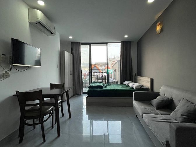 Hình ảnh Studio Full Nội Thất Ban Công Lớn Siêu Thoáng Mát